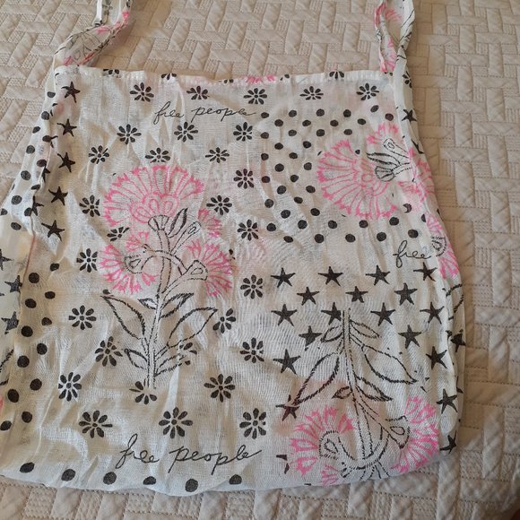 Free People Handbags - Free People small bag    5/$25